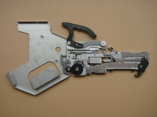YAMAHA FSII FEEDER original nouveau le moins cher YAMAHA SMT machine FSII 8*4MM FEEDER KJW-M1100-023